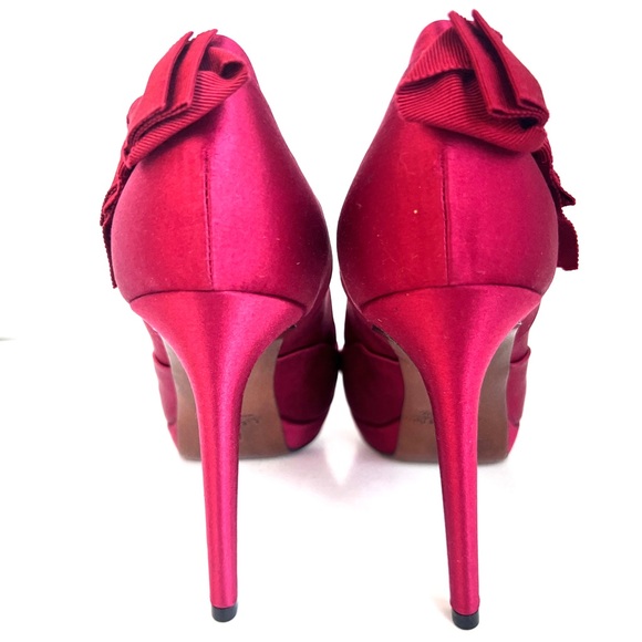 Lanvin red satin pumps - Picture 4 of 7